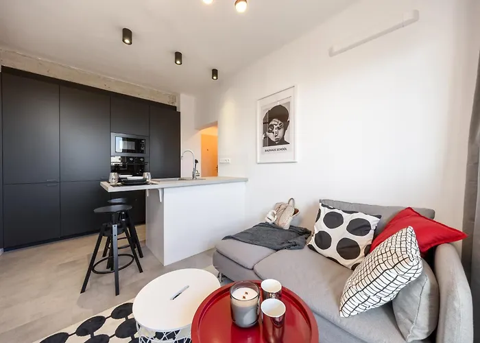 With A Private Balcony * براتسيلافا