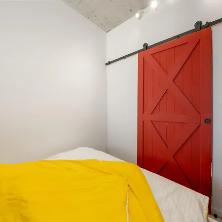 With A Private Balcony Apartment *