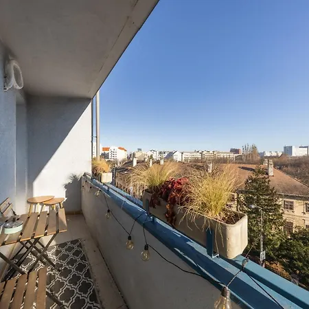 Apartment With A Private Balcony *